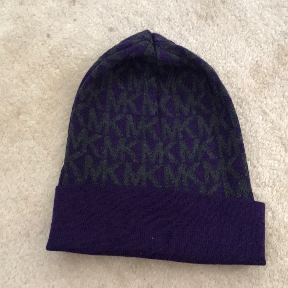 Michael Kors hat